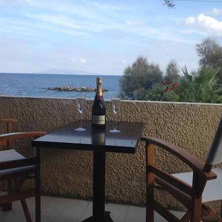 Nostos (adults Only) Hotel Kamari (Santorini)